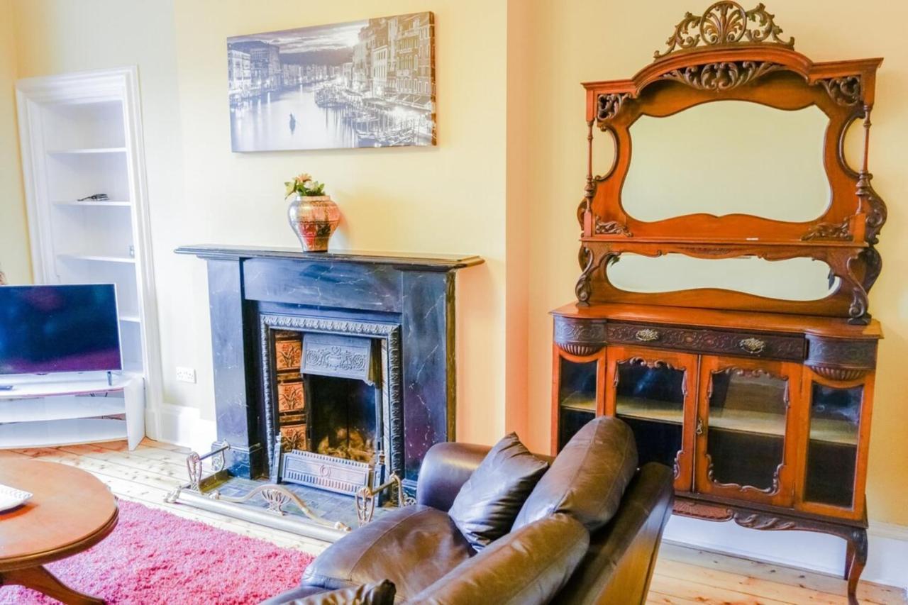 Newly Furnished 2 Bedroom Apartment On Leith Walk Edinburgh Exterior photo